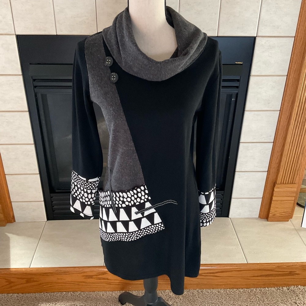 Variations Cowl Neck, Mixed Pattern, Black/White, Long Sleeve, Artsy Dress, Sz S